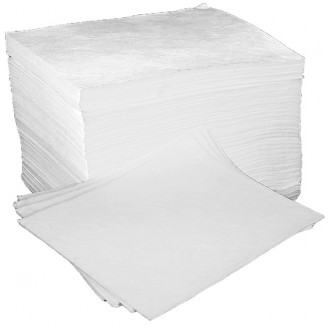 Caja de 100 alfombrillas absorbentes para productos químicos.